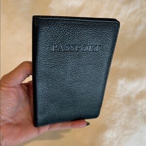 Wilsons Leather Black Passport Holder Unisex Protect Your Passport